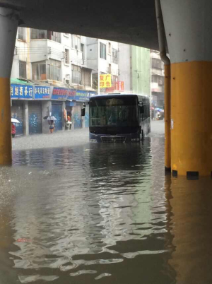 贵州特大暴雨 洪涝灾害致55万人受灾