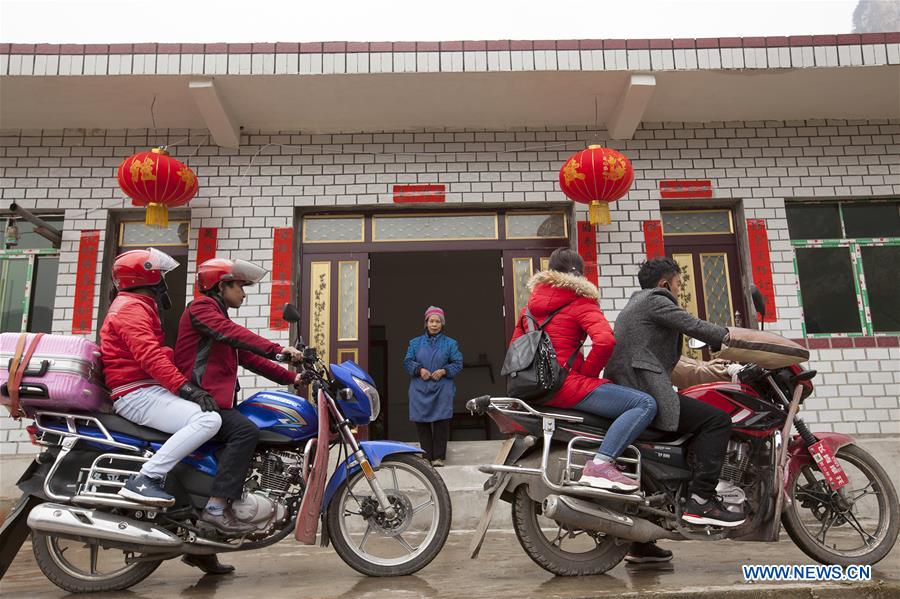 Road finished in 2018 takes migrant workers home conveniently in Guizhou