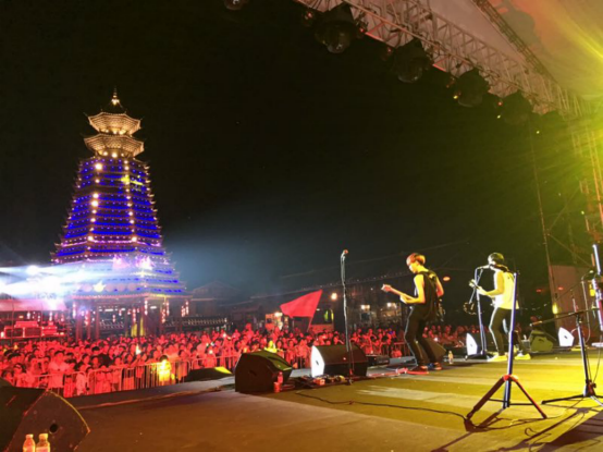 梵净山首届“鸽子花”音乐节在铜仁江口举行